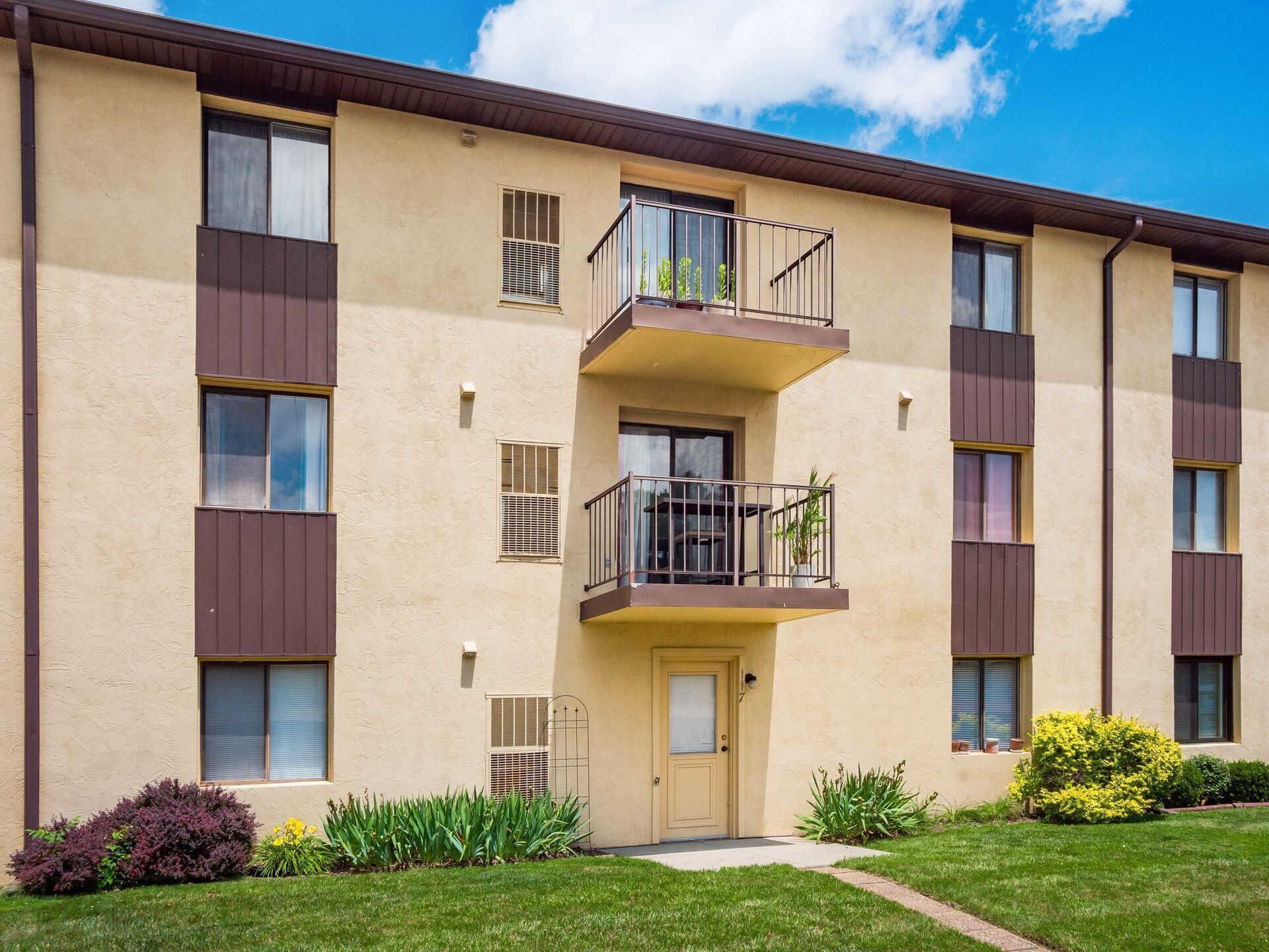 3967 Karl Road, Unit 217 Columbus, OH 43224 - Photo 31 of 31 Back view
