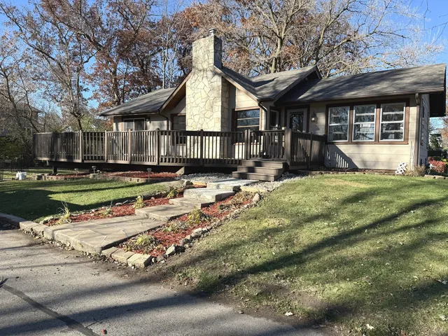 $285,000 | 554 Fremont Street, Woodstock, IL 60098