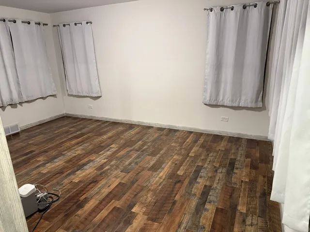 $295,000 | 554 Fremont Street, Woodstock, IL 60098