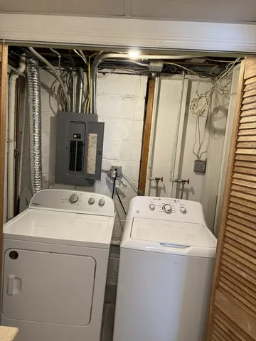 $295,000 | 554 Fremont Street, Woodstock, IL 60098