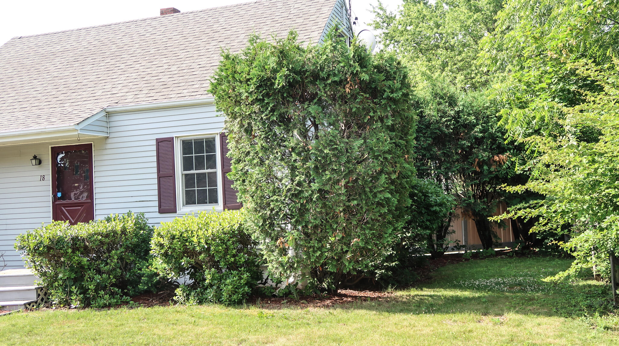 18 Mayflower Road Augusta, ME 04330 - Photo 4 of 50 IMG_1268