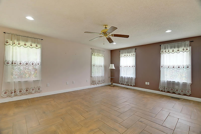491 Altman Place Ridgeville, SC 29472 - Photo 31 of 44 IMG_8866_IMG_8872-copy