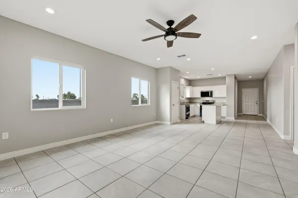 $450,000 | 2221 West Washington Street, Phoenix, AZ 85009