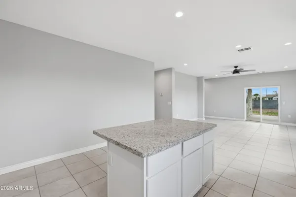 $450,000 | 2221 West Washington Street, Phoenix, AZ 85009