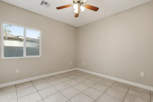 $450,000 | 2221 West Washington Street, Phoenix, AZ 85009