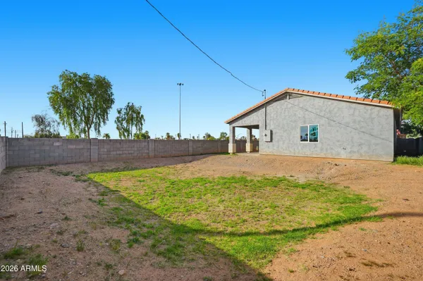 $450,000 | 2221 West Washington Street, Phoenix, AZ 85009