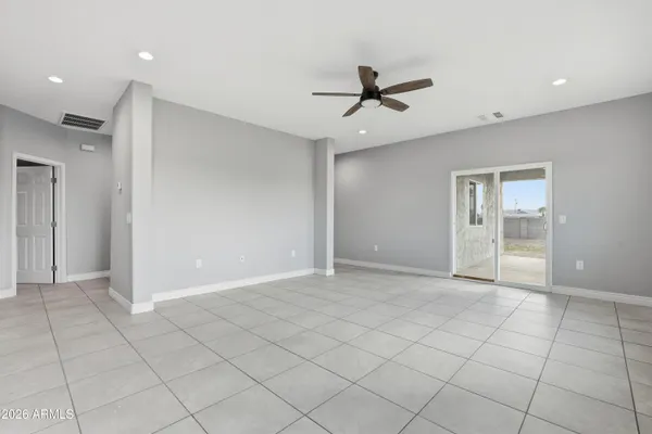 $450,000 | 2221 West Washington Street, Phoenix, AZ 85009