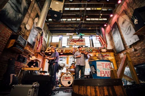 $675,000 | 2143 24th Avenue North, Nashville, TN 37208