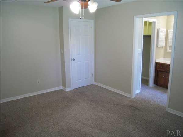 3011 Ranchette Square Gulf Breeze, FL 32563 - Photo 11 of 12 Master looking into Bath