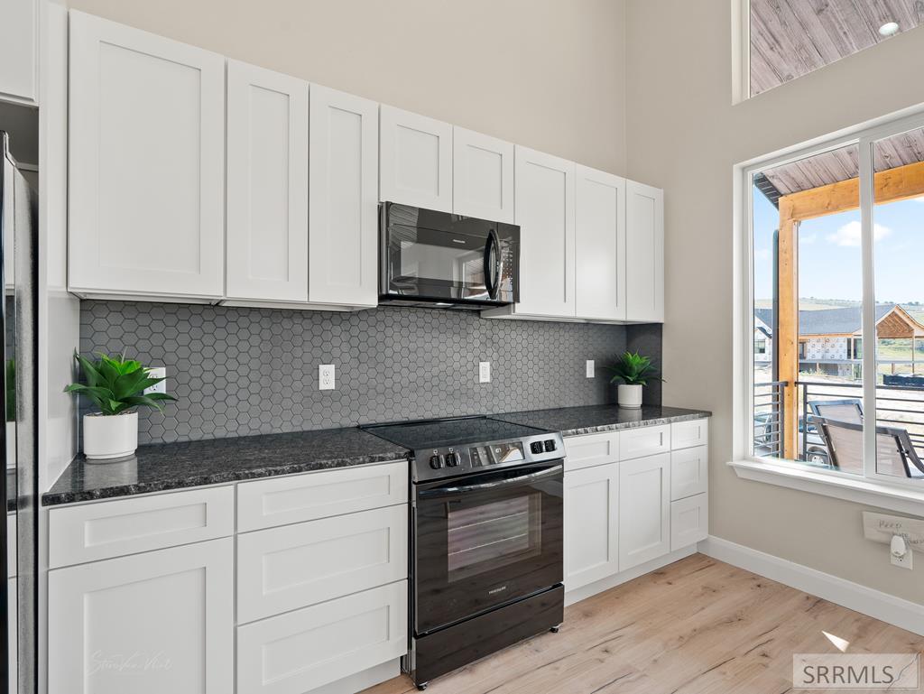 9616 Violet Way Lava Hot Springs, ID 83246 - Photo 12 of 44