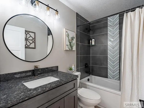 $750,000 | 9616 Violet Way, Lava Hot Springs, ID 83246