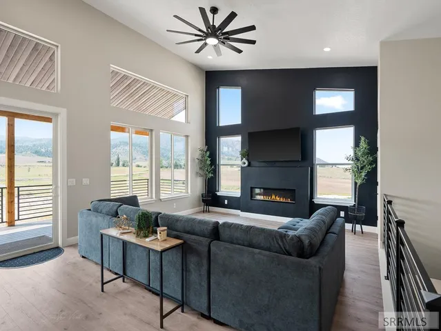 $750,000 | 9616 Violet Way, Lava Hot Springs, ID 83246