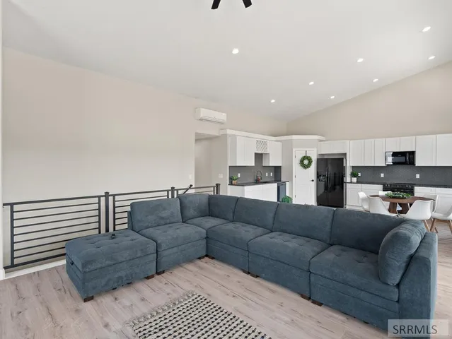 $750,000 | 9616 Violet Way, Lava Hot Springs, ID 83246