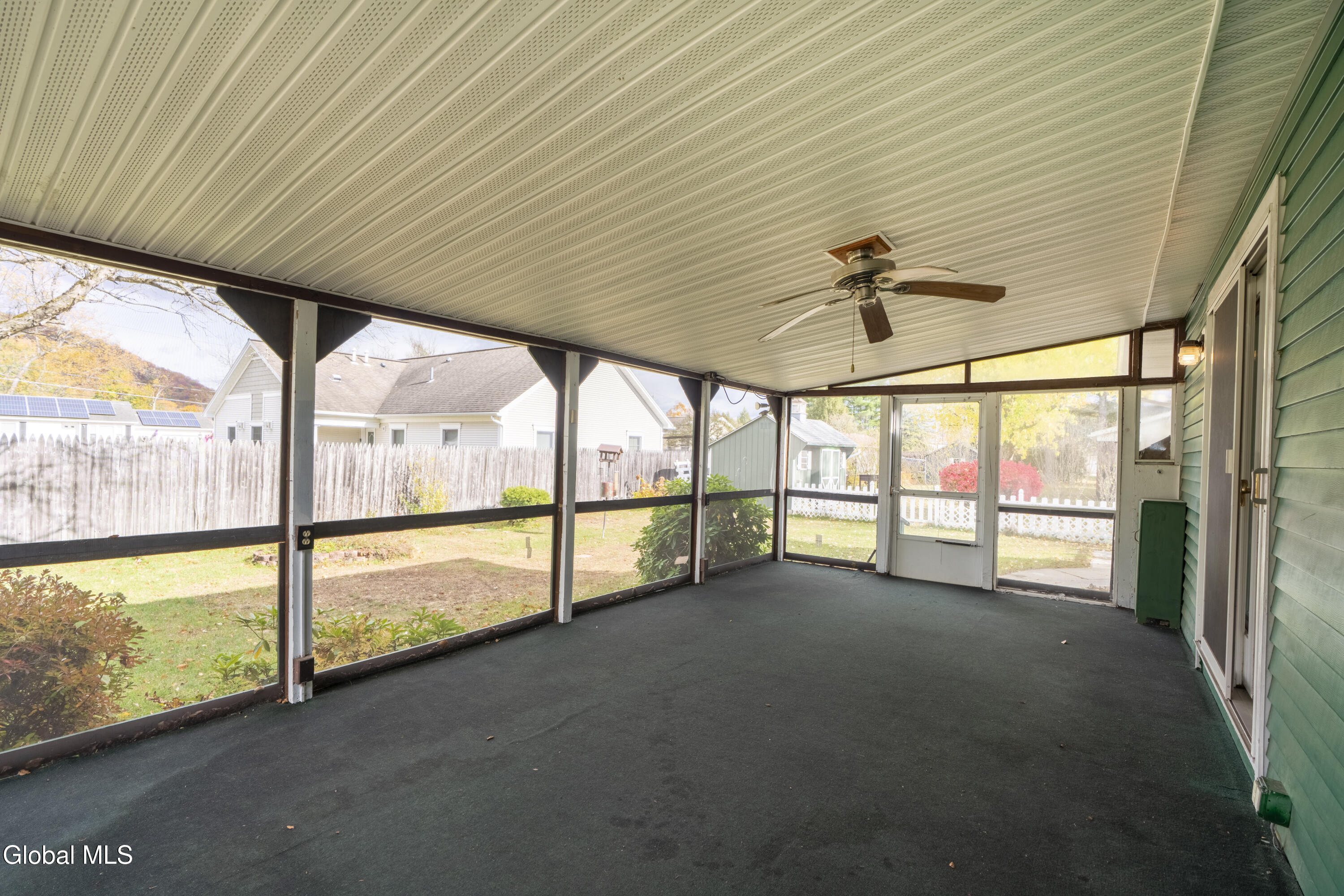 11 Keyes Street Warrensburg, NY 12885 - Photo 14 of 27 11 Keyes-14