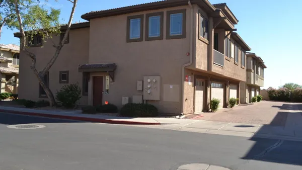 $1,700 | 1225 North 36th Street, Unit 2049, Phoenix, AZ 85008