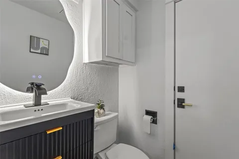 $600,000 | 1 Spring Valley Court, Richardson, TX 75081