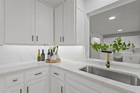 $600,000 | 1 Spring Valley Court, Richardson, TX 75081