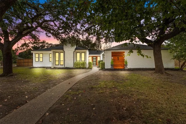 $560,000 | 1 Spring Valley Court, Richardson, TX 75081