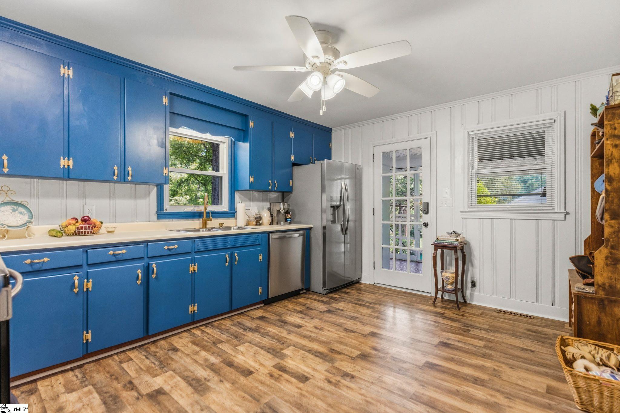 803 Calvert Avenue Clinton, SC 29325 - Photo 19 of 36