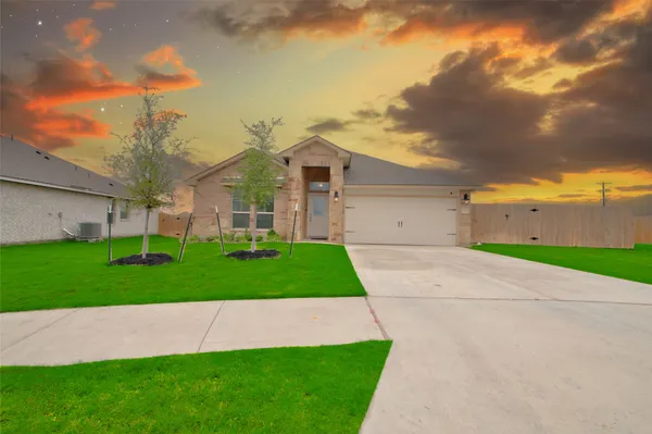 $1,900 | 1317 Cesarina Street, Harker Heights, TX 76548