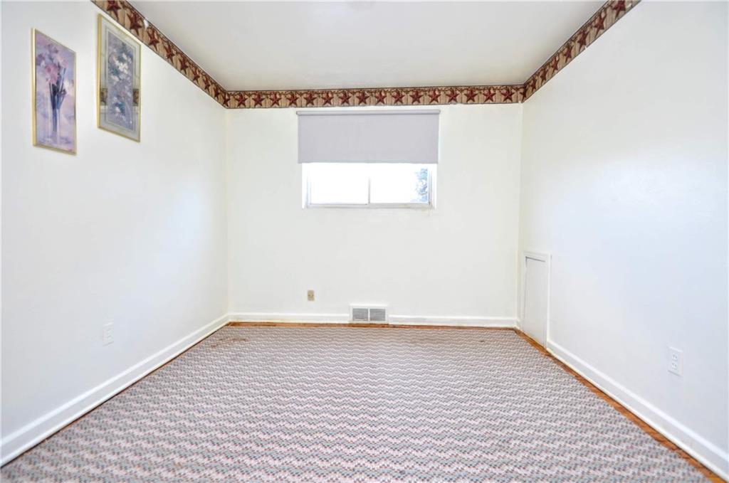 1114 Girard Road Pittsburgh, PA 15227 - Photo 19 of 24 Gallery Image 19