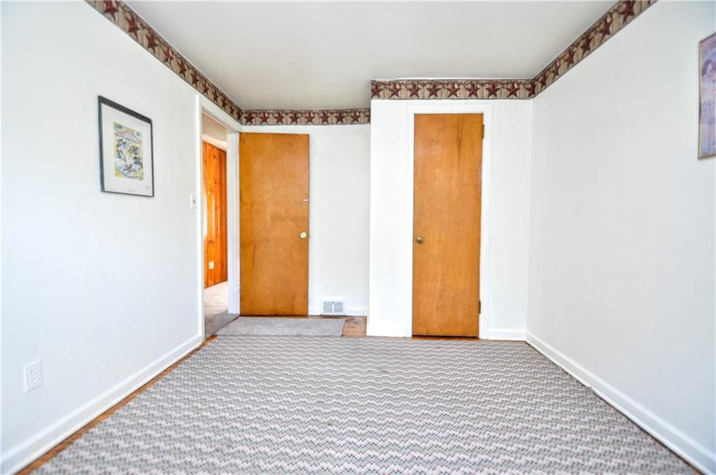 1114 Girard Road Pittsburgh, PA 15227 - Photo 20 of 24 Gallery Image 20