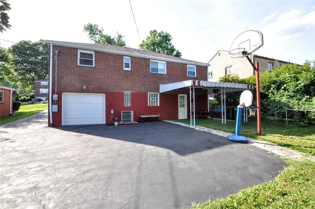 1114 Girard Road Pittsburgh, PA 15227 - Photo 5 of 24 Gallery Image 5