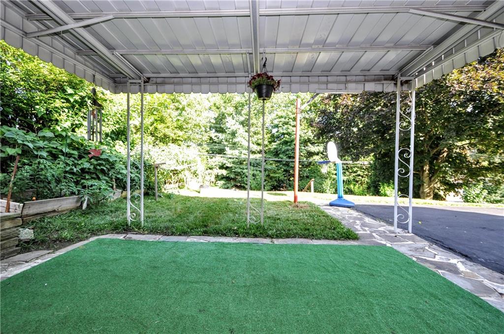 1114 Girard Road Pittsburgh, PA 15227 - Photo 7 of 24 Gallery Image 7