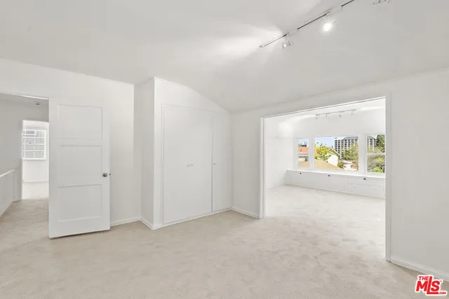 $13,500 | 1204 Beverwil Drive, Los Angeles, CA 90035