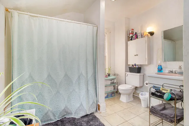 $159,900 | 410 Bidwell Street, Albion, MI 49224