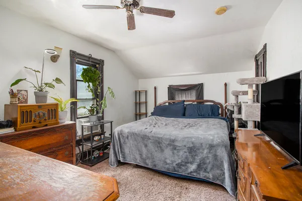 $159,900 | 410 Bidwell Street, Albion, MI 49224