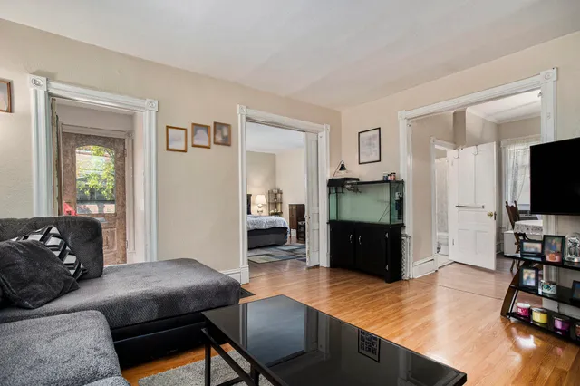 $159,900 | 410 Bidwell Street, Albion, MI 49224