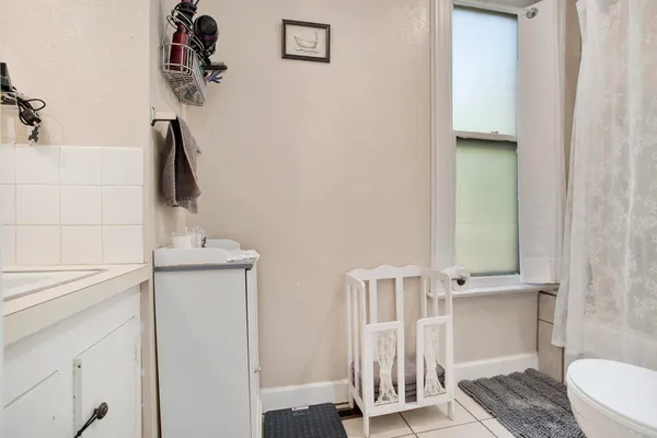 $159,900 | 410 Bidwell Street, Albion, MI 49224