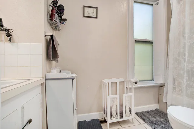 $159,900 | 410 Bidwell Street, Albion, MI 49224