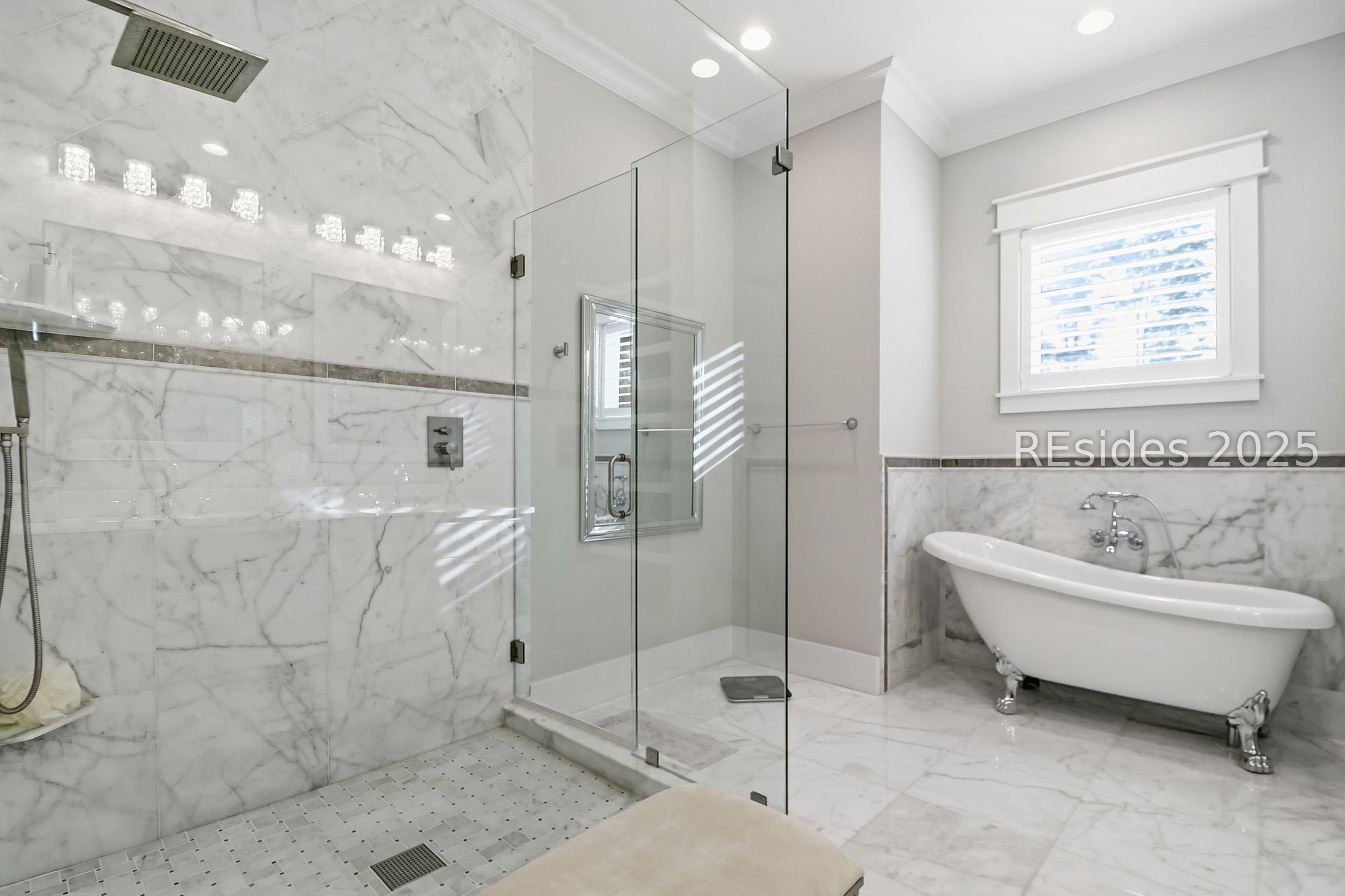 274 Farnsleigh Avenue Bluffton, SC 29910 - Photo 15 of 29 Primary bathroom with large shower