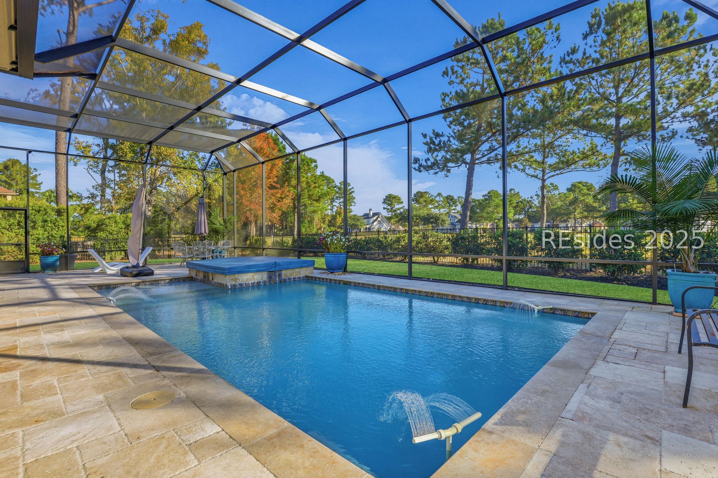 274 Farnsleigh Avenue Bluffton, SC 29910 - Photo 21 of 29 Lanai covered pool