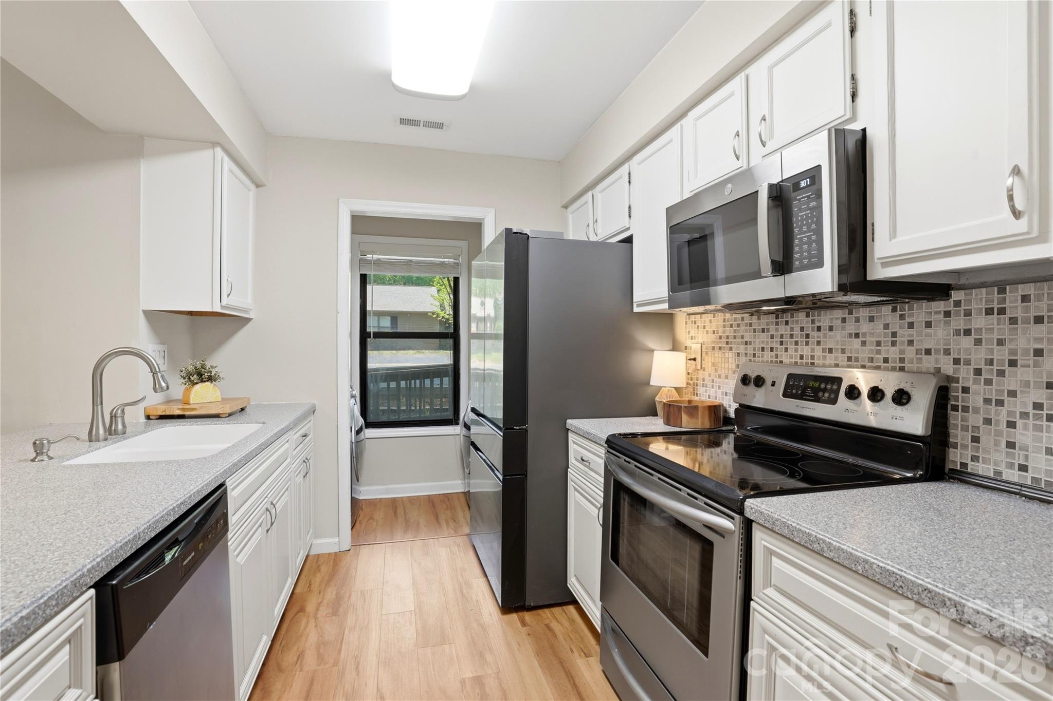 3203 Highway 21 Fort Mill, SC 29715 - Photo 10 of 31