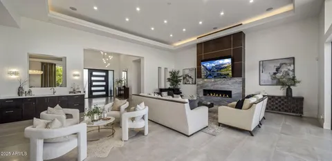 $5,000,000 | 10284 East Running Deer Trail, Scottsdale, AZ 85262