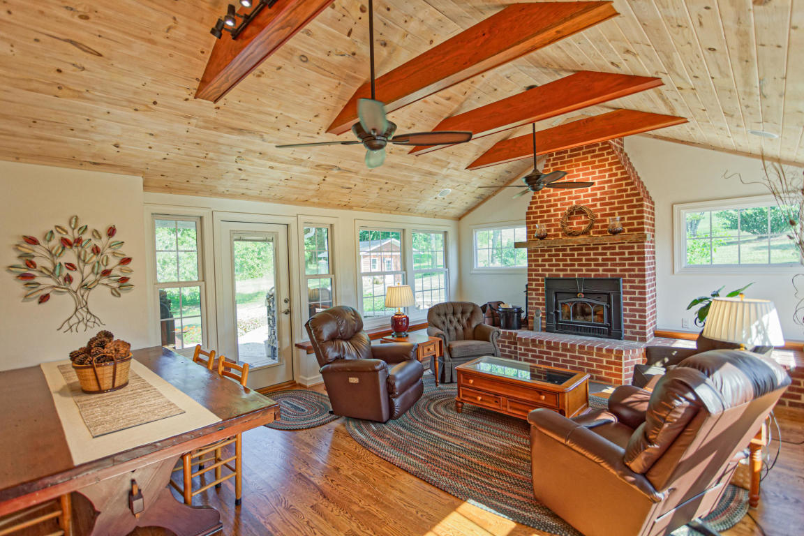 881 Timber Ridge Road Fairfield, VA 24435 - Photo 14 of 49 14