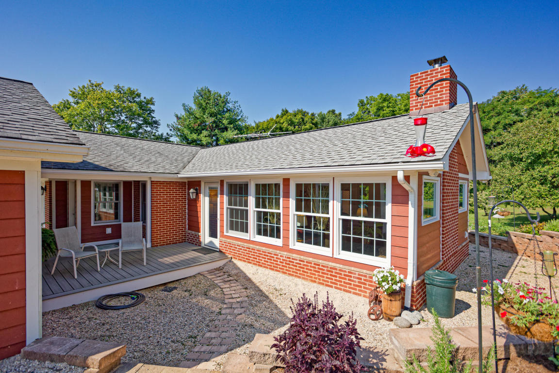 881 Timber Ridge Road Fairfield, VA 24435 - Photo 4 of 49 4