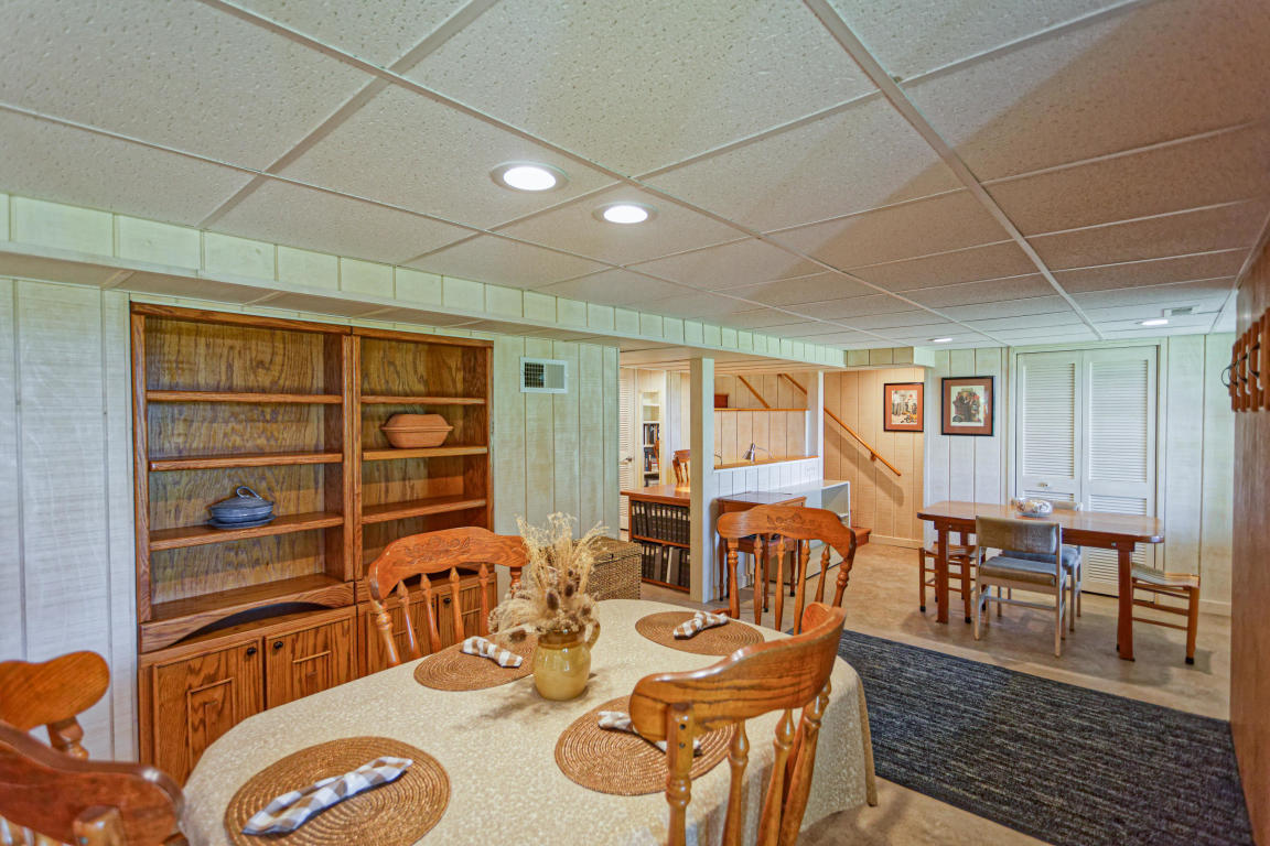 881 Timber Ridge Road Fairfield, VA 24435 - Photo 33 of 49 33