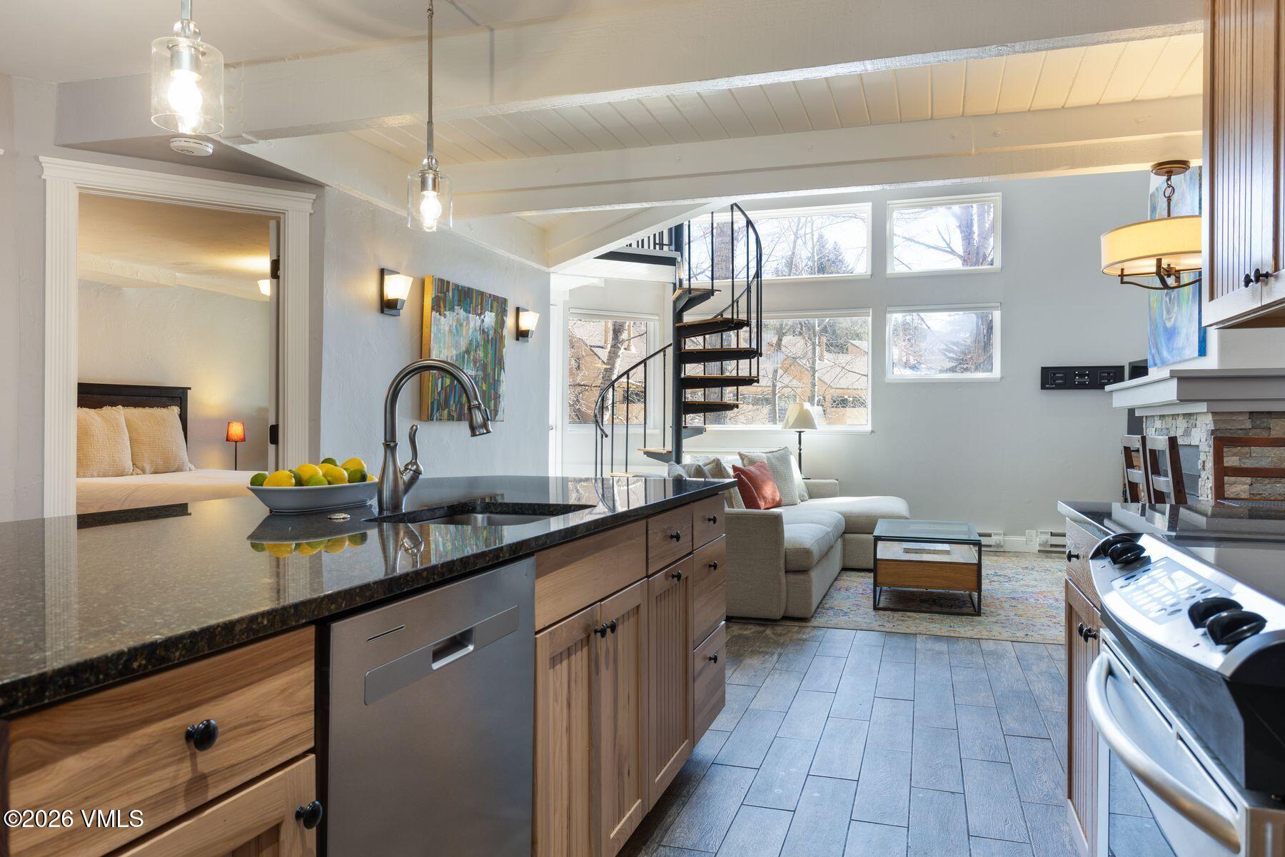 3971 Big Horn Road, Unit 7I Vail, CO 81657 - Photo 13 of 41 Kitchen