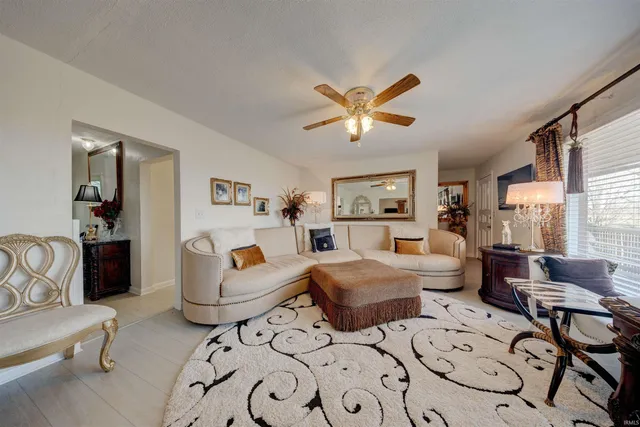 $570,000 | 1235 Timber Ridge Drive, Huntingburg, IN 47542