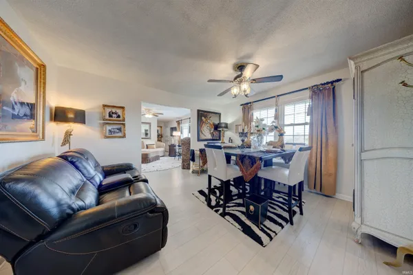 $499,000 | 1235 Timber Ridge Drive, Huntingburg, IN 47542