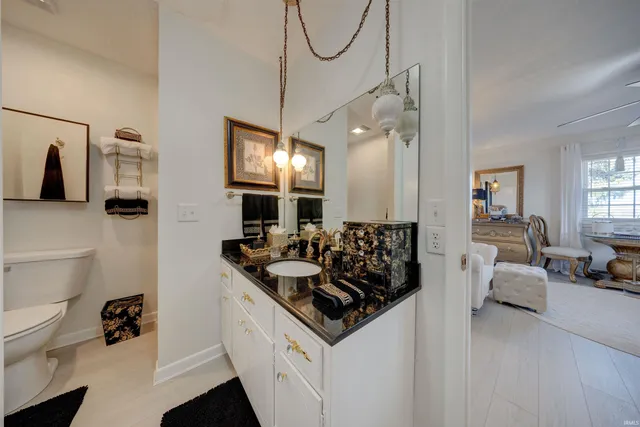 $570,000 | 1235 Timber Ridge Drive, Huntingburg, IN 47542