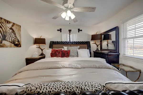 $499,000 | 1235 Timber Ridge Drive, Huntingburg, IN 47542