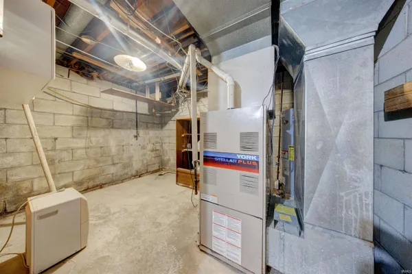 $499,000 | 1235 Timber Ridge Drive, Huntingburg, IN 47542