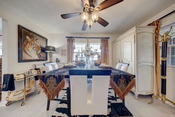 $499,000 | 1235 Timber Ridge Drive, Huntingburg, IN 47542