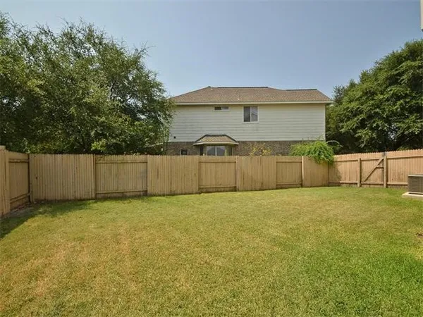 $2,600 | 13533 Oregon Flat Trail, Austin, TX 78727