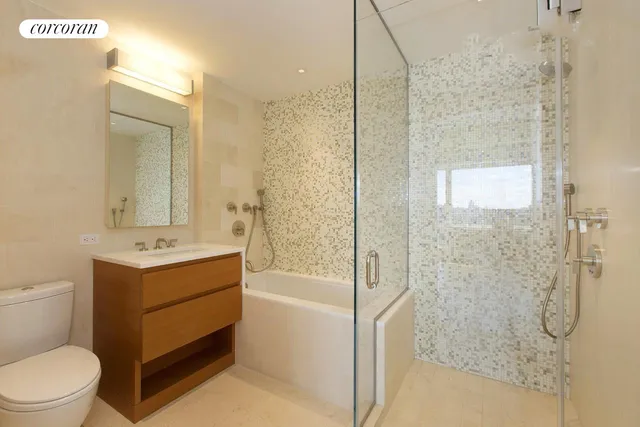 $2,100,000 | 1280 5th Avenue, Unit 20F | Upper Carnegie Hill